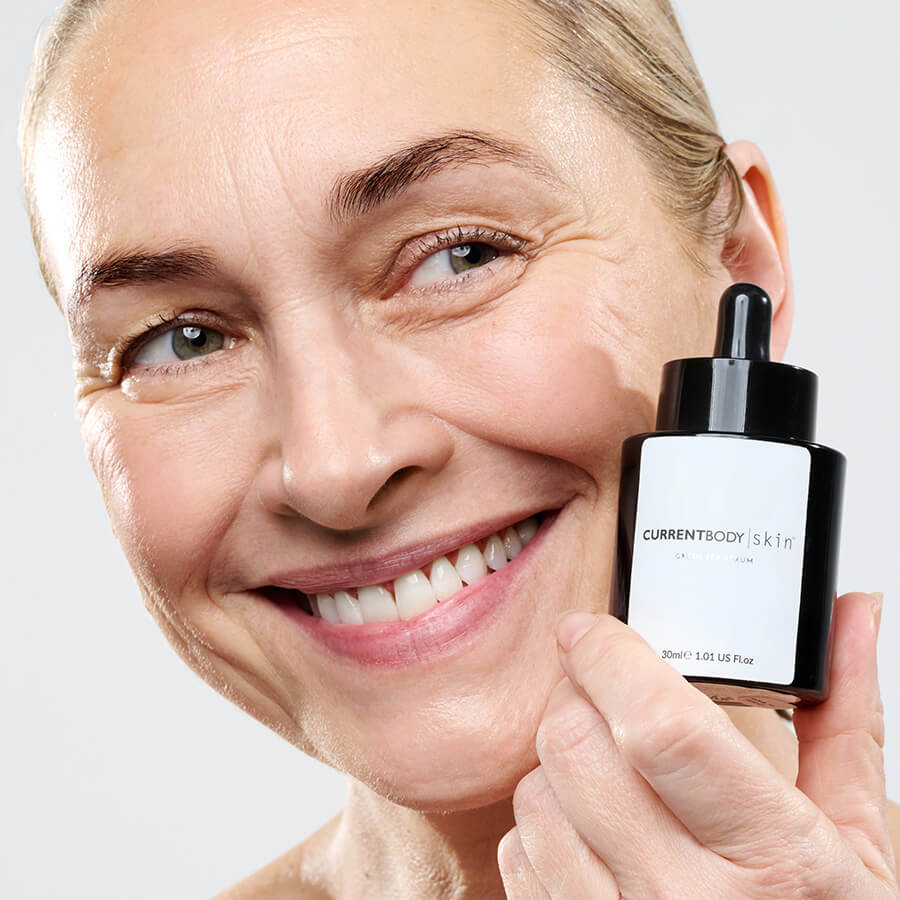 CurrentBody Skin LED Face Mask Series 2 & Green Tea Serum